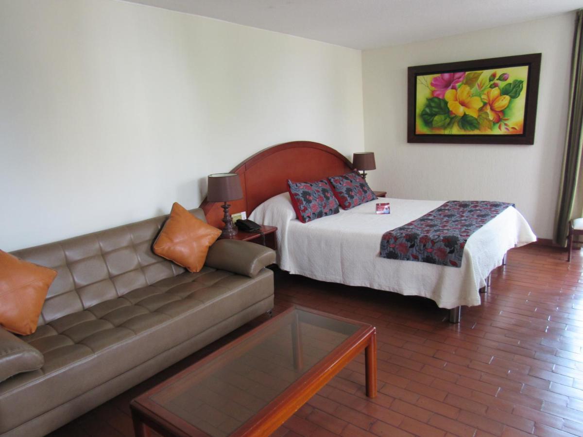 Hotel Don Lolo Villavicencio Exteriör bild