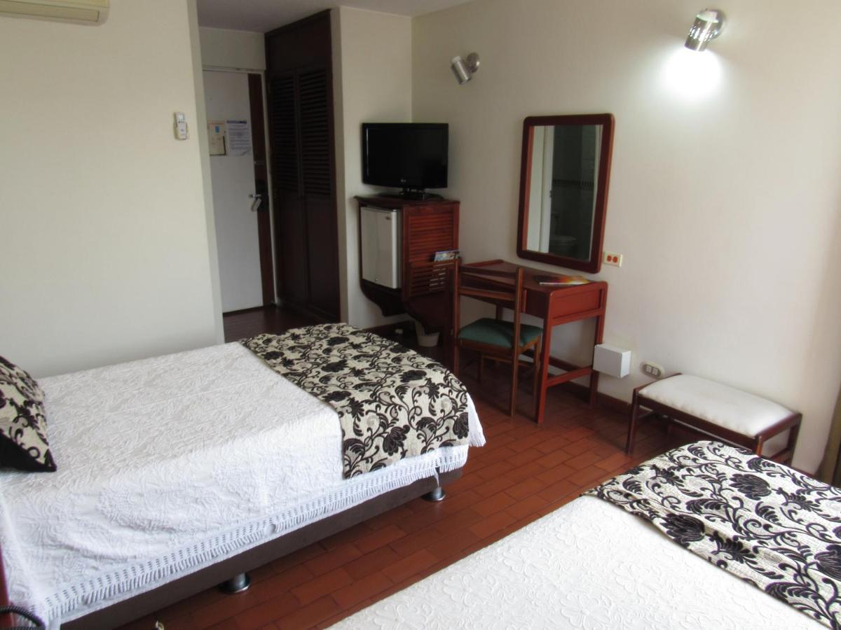 Hotel Don Lolo Villavicencio Exteriör bild